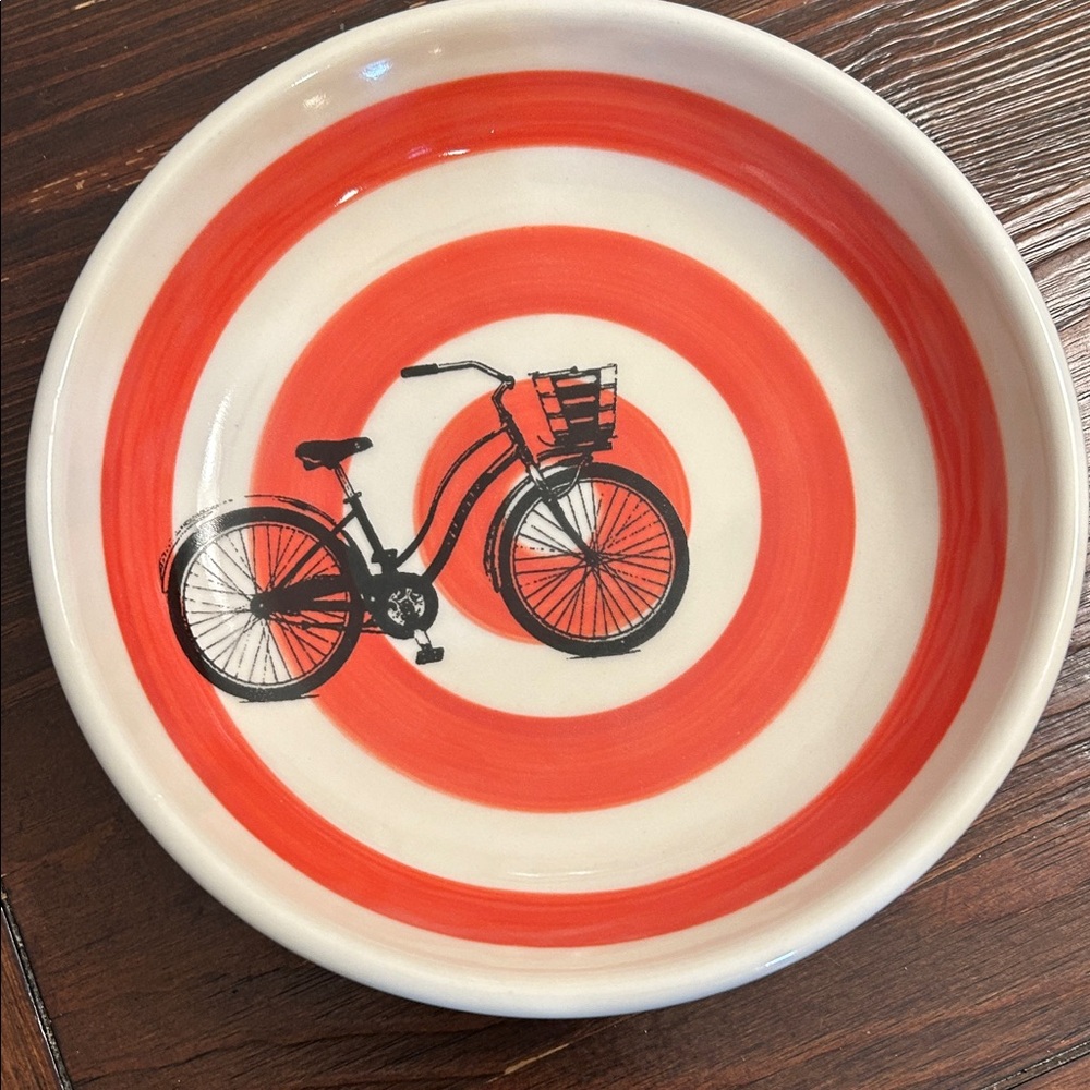 Circa ceramics Chicago Set of Two new condition Americana